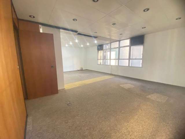 Sala comercial para alugar na Alameda Campinas, --, Jardim Paulista, São Paulo por R$ 5.900