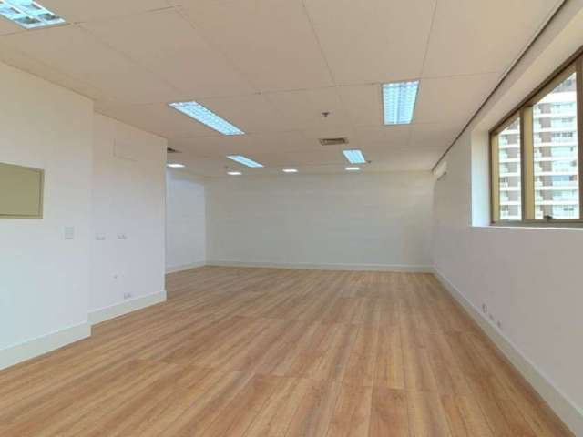 Sala comercial à venda na Alameda dos Nhambiquaras, --, Moema, São Paulo por R$ 1.119.900