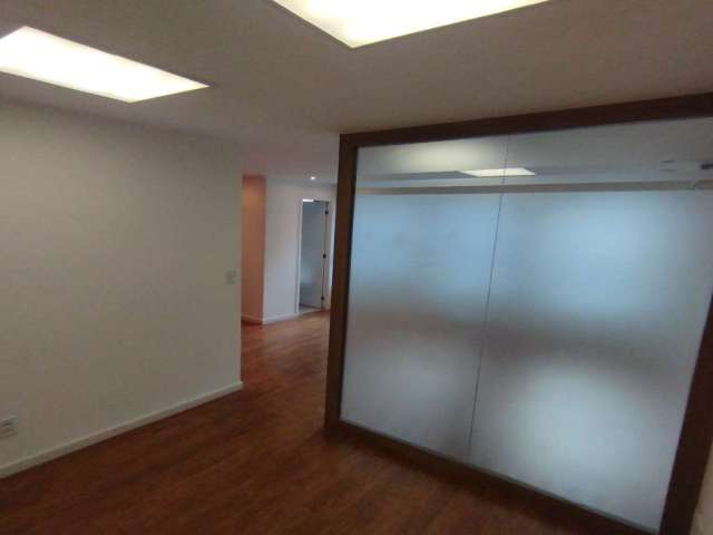 Sala comercial à venda na Rua Oscar Freire, --, Pinheiros, São Paulo por R$ 750.000