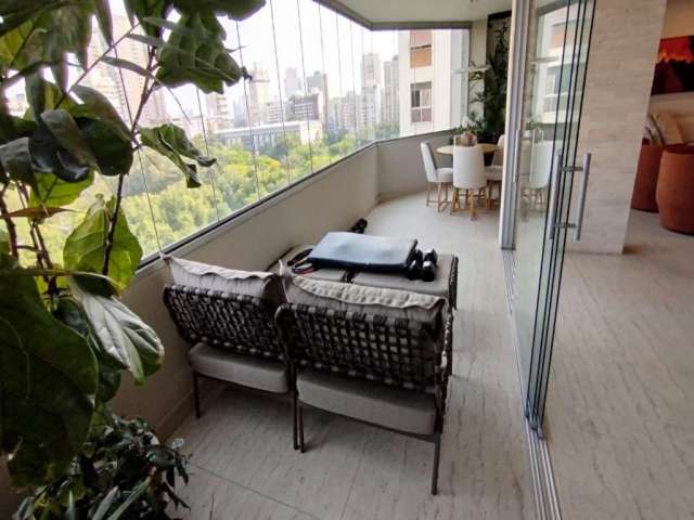 Apartamento com 4 quartos para alugar na Rua Angelina Maffei Vita, --, Jardim Europa, São Paulo por R$ 45.600