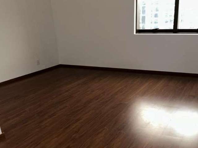 Apartamento com 1 quarto à venda na Avenida Ibijaú, --, Moema, São Paulo por R$ 400.000