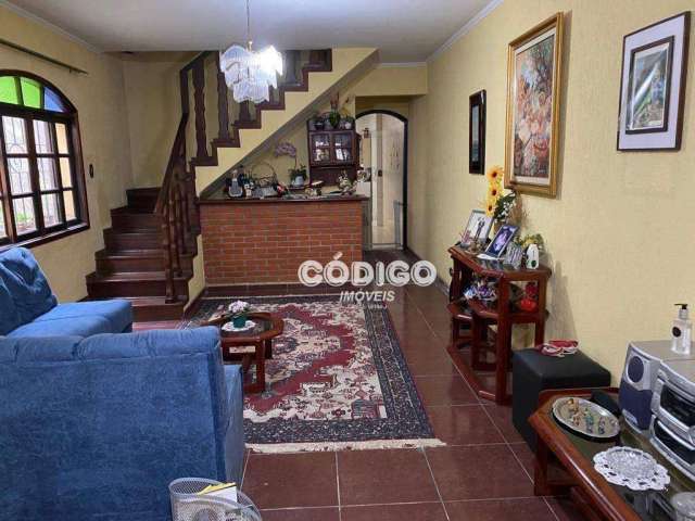 Sobrado com 4 dormitórios à venda, 80 m² por R$ 800.000,00 - Jardim Santa Mena - Guarulhos/SP