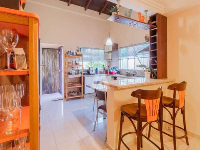 Casa com 4 quartos à venda na Rua Senador Mathias Schroeder, 34, Costa e Silva, Joinville por R$ 960.000
