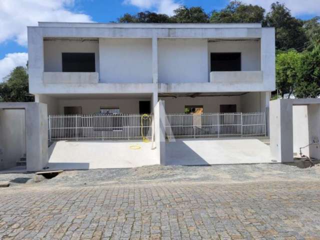 Casa com 3 quartos à venda na Rua Lindóia, --, Glória, Joinville por R$ 1.300.000