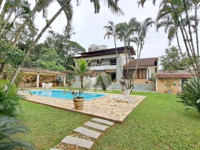 Casa com 4 quartos à venda na Rua Paulo Scholz, --, Bom Retiro, Joinville por R$ 1.970.000