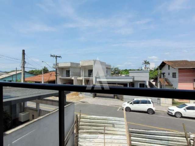 Casa com 3 quartos à venda na Rua São Miguel, --, Boa Vista, Joinville por R$ 450.000