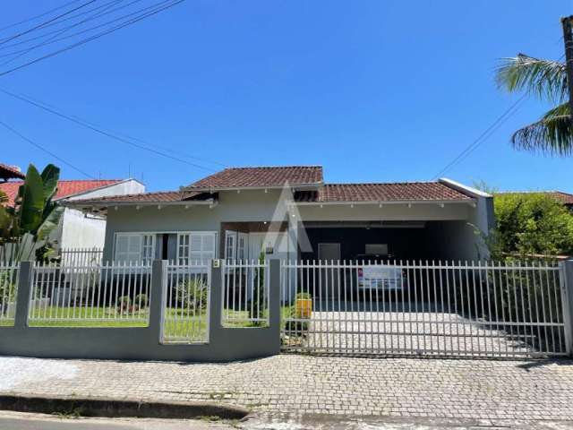 Casa com 4 quartos à venda na Afonso Frederico Leopoldo Koentop, --, Bom Retiro, Joinville por R$ 900.000