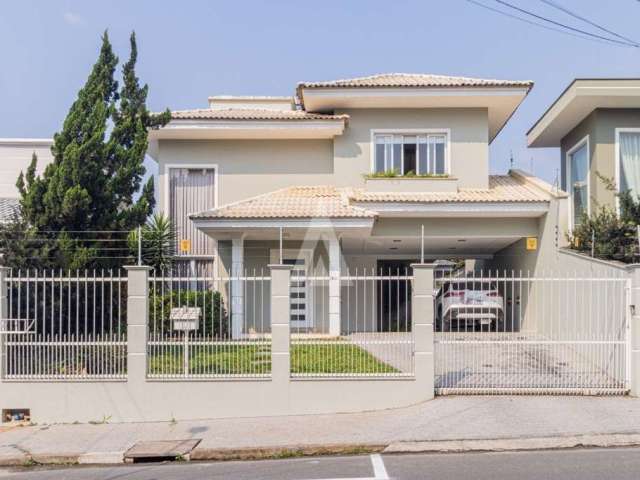 Casa com 3 quartos à venda na Rua Olaria, --, Floresta, Joinville por R$ 1.590.000