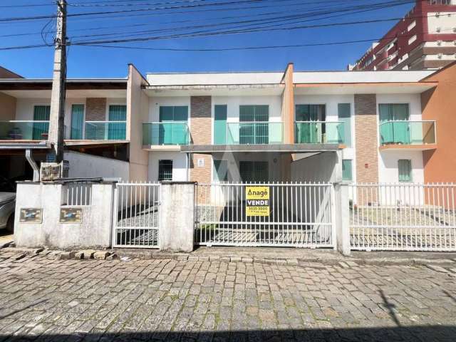 Casa com 2 quartos à venda na Antônio Hoepfner, --, Anita Garibaldi, Joinville por R$ 340.000