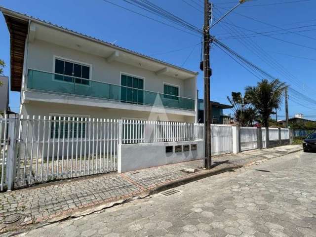 Casa com 9 quartos à venda na Rua Irati, --, Praia da Saudade, São Francisco do Sul por R$ 1.300.000