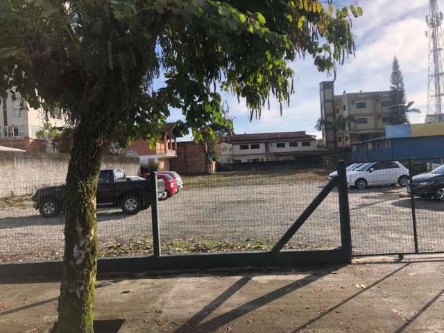 Terreno à venda na Rua Tijucas, 375, América, Joinville por R$ 5.000.000