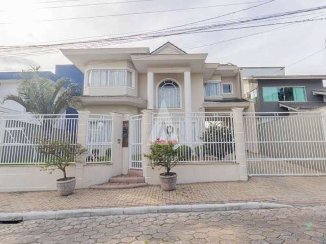 Casa em condomínio fechado com 3 quartos à venda na Rua Alfredo Trauer, --, Glória, Joinville, 354 m2 por R$ 2.200.000