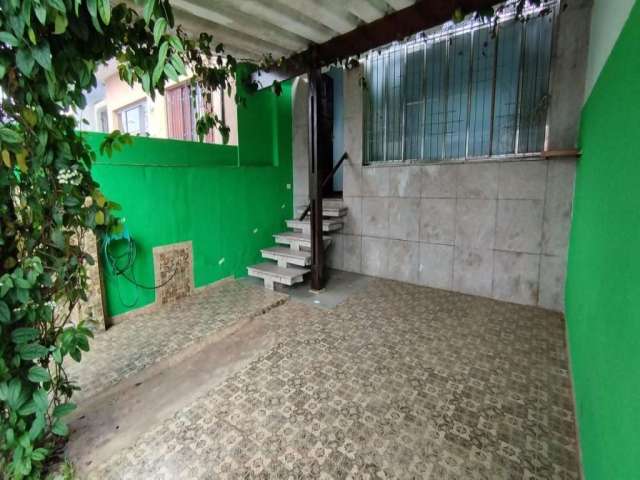 Casa com 3 quartos à venda na Rua Tancredo do Amaral, --, Vila Alzira, Santo André por R$ 749.000