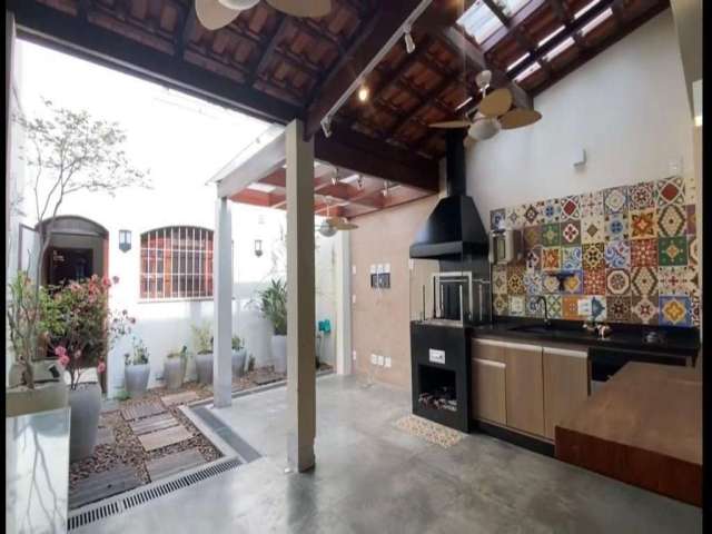 Casa com 3 quartos à venda na Rua Padre Leonardo, --, Nova Piraju, São Paulo por R$ 995.000
