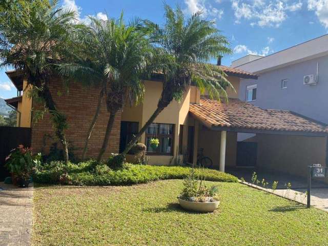 Casa em condomínio fechado com 3 quartos à venda na Alameda Safira, 531, Alphaville, Santana de Parnaíba por R$ 1.910.000