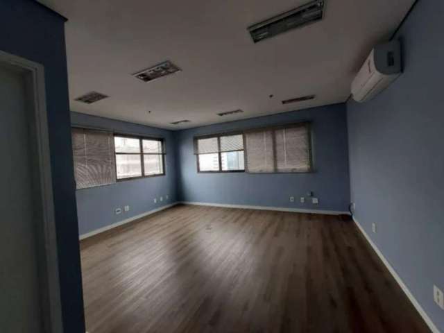 Sala comercial à venda na Avenida Vereador José Diniz, 3800, Santo Amaro, São Paulo por R$ 340.000