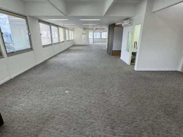 Sala comercial para alugar na Avenida das Nações Unidas, 14297, Vila Gertrudes, São Paulo por R$ 17.053