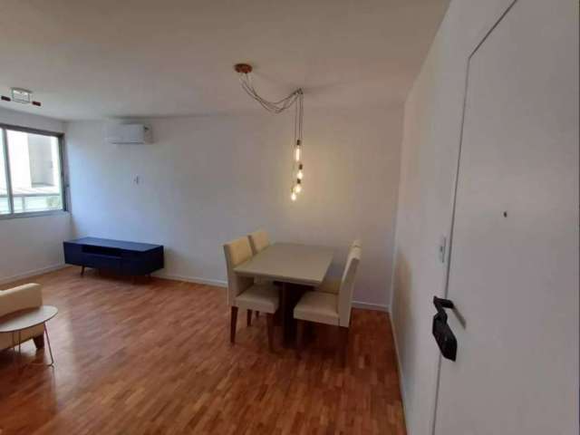 Apartamento com 2 quartos à venda na Rua Alvorada, 1442, Vila Olímpia, São Paulo por R$ 750.000