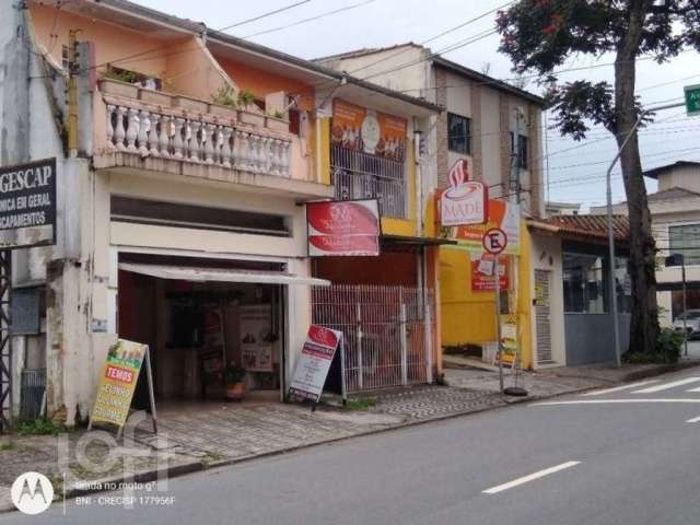 Casa com 2 quartos à venda na Adolfo Bastos, 1727, Jardim Bela Vista, Santo André por R$ 600.000