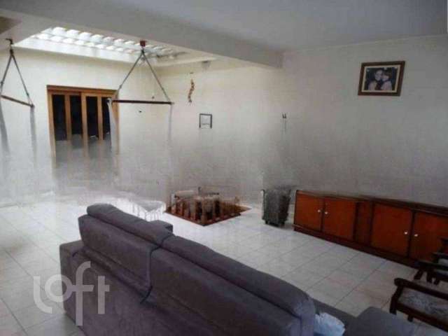 Casa em condomínio fechado com 3 quartos à venda na Piqueceri, 515, Vila Jacuí, São Paulo por R$ 583.000