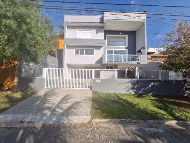 Casa em condomínio fechado com 3 quartos à venda na Avenida dos Carvalhos, 945, Terras do Madeira, Carapicuíba por R$ 1.250.000