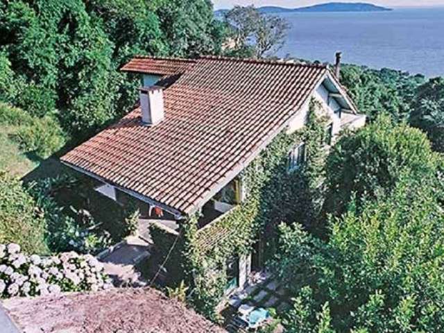 Casa com 3 quartos à venda na Tristeza, Porto Alegre , 190 m2 por R$ 750.000