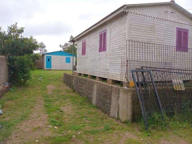 Casa com 2 quartos à venda no Belém Novo, Porto Alegre  por R$ 180.000