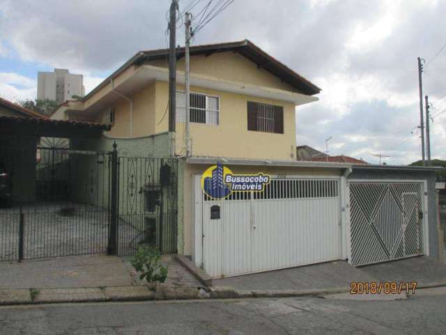 Sobrado com 3 dormitórios à venda, 185 m² por R$ 700.000 - Umuarama - Osasco/SP - SO0102