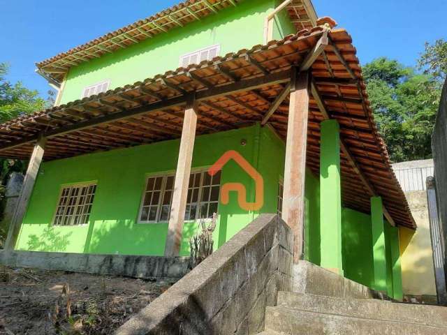 2 casas à venda, 420 m² por R$ 400.000 - Engenho do Mato - Niterói/RJ