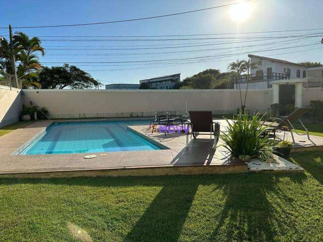 Casa a 100m da praia  de Camboinhas com 5 dormitórios à venda, 470 m² por R$ 4.300.000  - Niterói/RJ