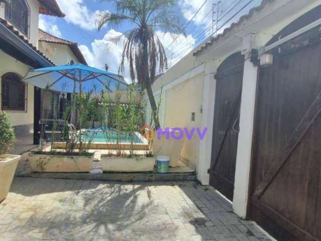 Casa 3 quartos (1 suíte), piscina, churrasqueira, 2 vagas à venda, 225 m² por R$ 749.000 - Maravista - Niterói/RJ