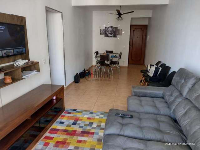 Apartamento com 2 Quartos e 1 banheiro para Venda, 70 m&#178; por R$ 450.000