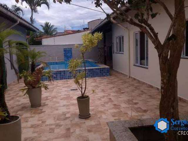 Casa 3 suítes  piscina  local privilegiado  100m mar  itanhaem sp