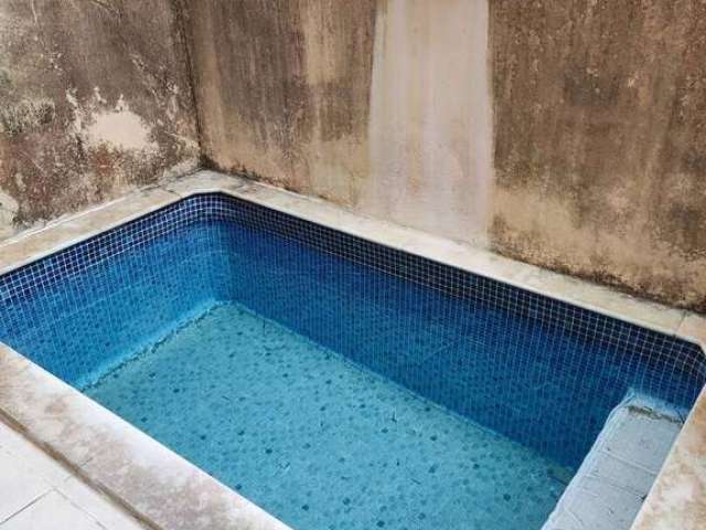 Sobrado mobiliado em condominio piscina lado praia itanhaém sp