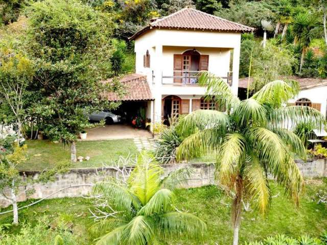 Casa à venda no Bairro Albuquerque - Teresópolis