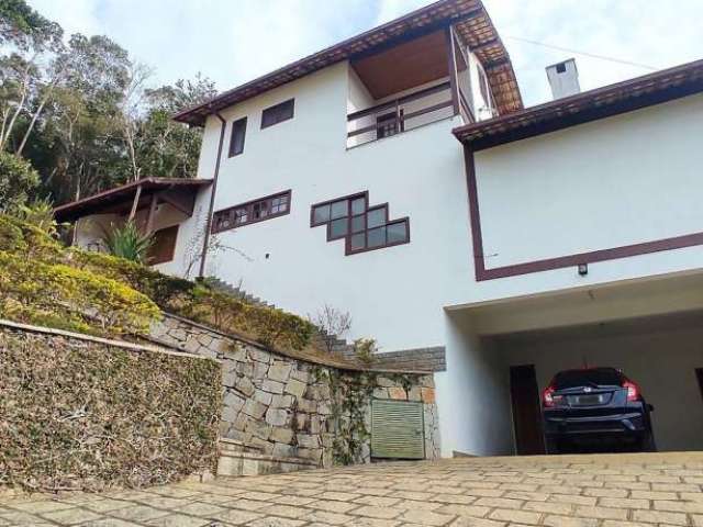 Casa com 4 dormitórios à venda, 283 m² - Golfe - Teresópolis/RJ