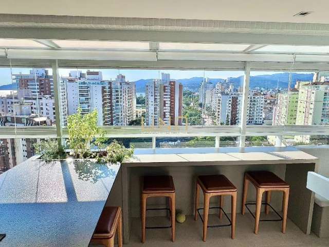Apartamento com 136m², 3 dormitórios, 1 suíte, 1 vaga no bairro Agronomica em Florianópolis