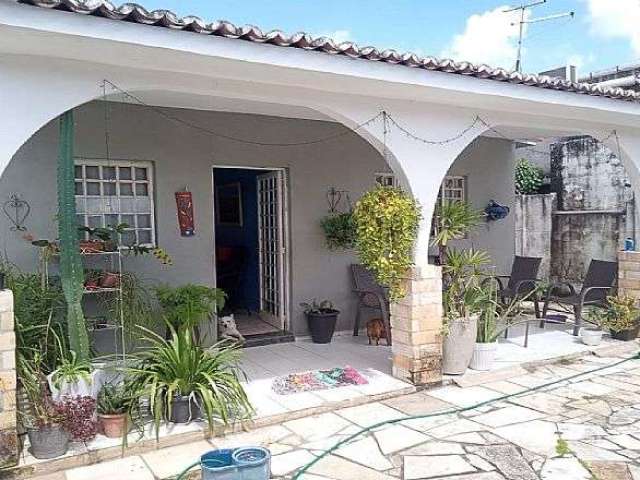 Casa à Venda - Centro - Extremoz/RN