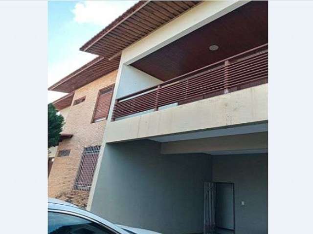 Casa à Venda - Candelária - Natal/RN