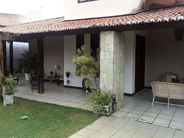 Casa à Venda - Candelária - Natal/RN