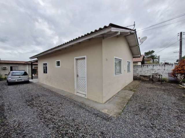 Casa com Edicula - Bairro Aririu em Palhoça/SC