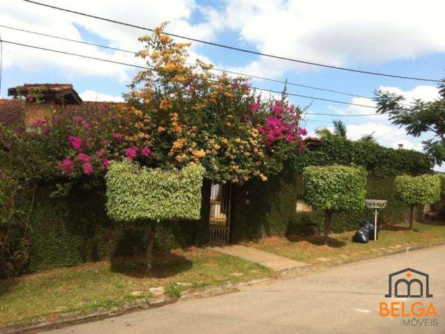 Casa para Venda em Atibaia, Retiro das Fontes, 3 dormitórios, 1 suíte, 5 banheiros, 3 vagas