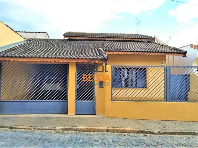 Casa para Venda em Atibaia, Centro, 4 dormitórios, 2 suítes, 4 banheiros, 4 vagas