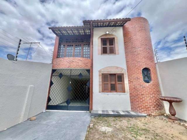 Casa com 3 dormitórios, escritório e dependência completa, venda, 145 m² por R$ 499.990 - Parque Manibura - Fortaleza/CE