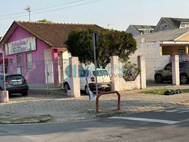 Terreno à Venda de Esquina no Cajurú