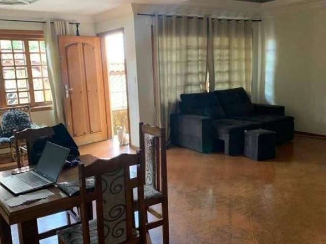 Casa com 3 dormitórios à venda, 236 m² por R$ 680.000,00 - Ponte Grande - Guarulhos/SP