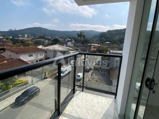 Excelente Apartamento no Bairro Iririu