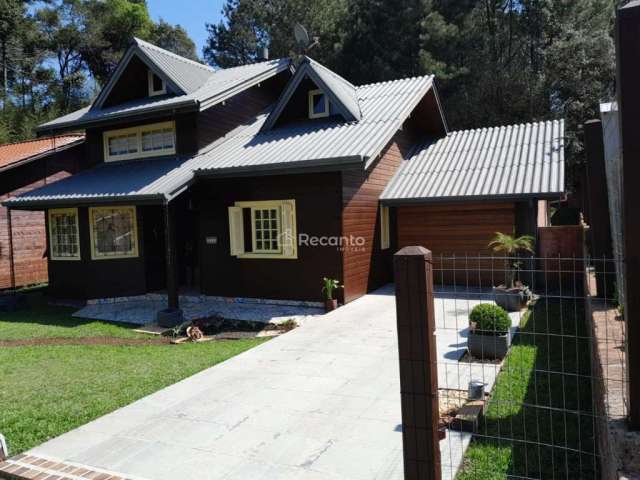 CASA 03 DORMITÓRIOS, 2 SUÍTES A VENDA EM GRAMADO, Giardini D Itália, Gramado - RS