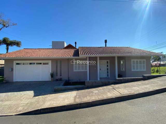 CASA DE 3 DORMITÓRIOS A VENDA EM CANELA , CENTRO , Canela - RS