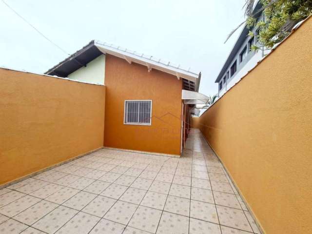 Casa com 3 dormitórios à venda, 63 m² por R$ 320.000,00 - Santa Eugênia - Mongaguá/SP